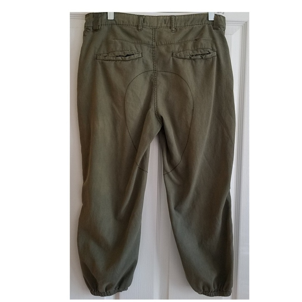 Free People Capris - Size 4 - Picture 2 of 8